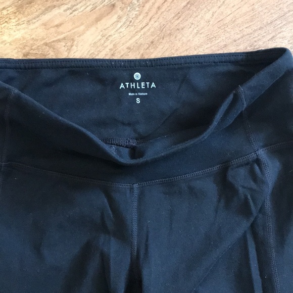 ATHLETA BLACK CROPPED LEGGINGS - Picture 2 of 4